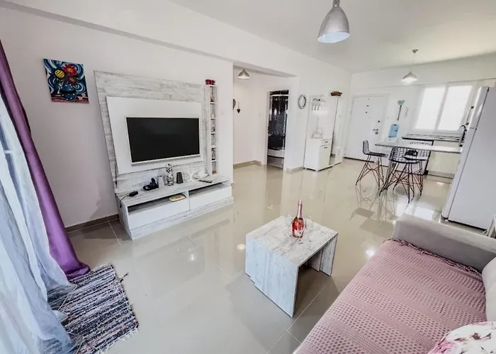 Caesar Beach Apartments