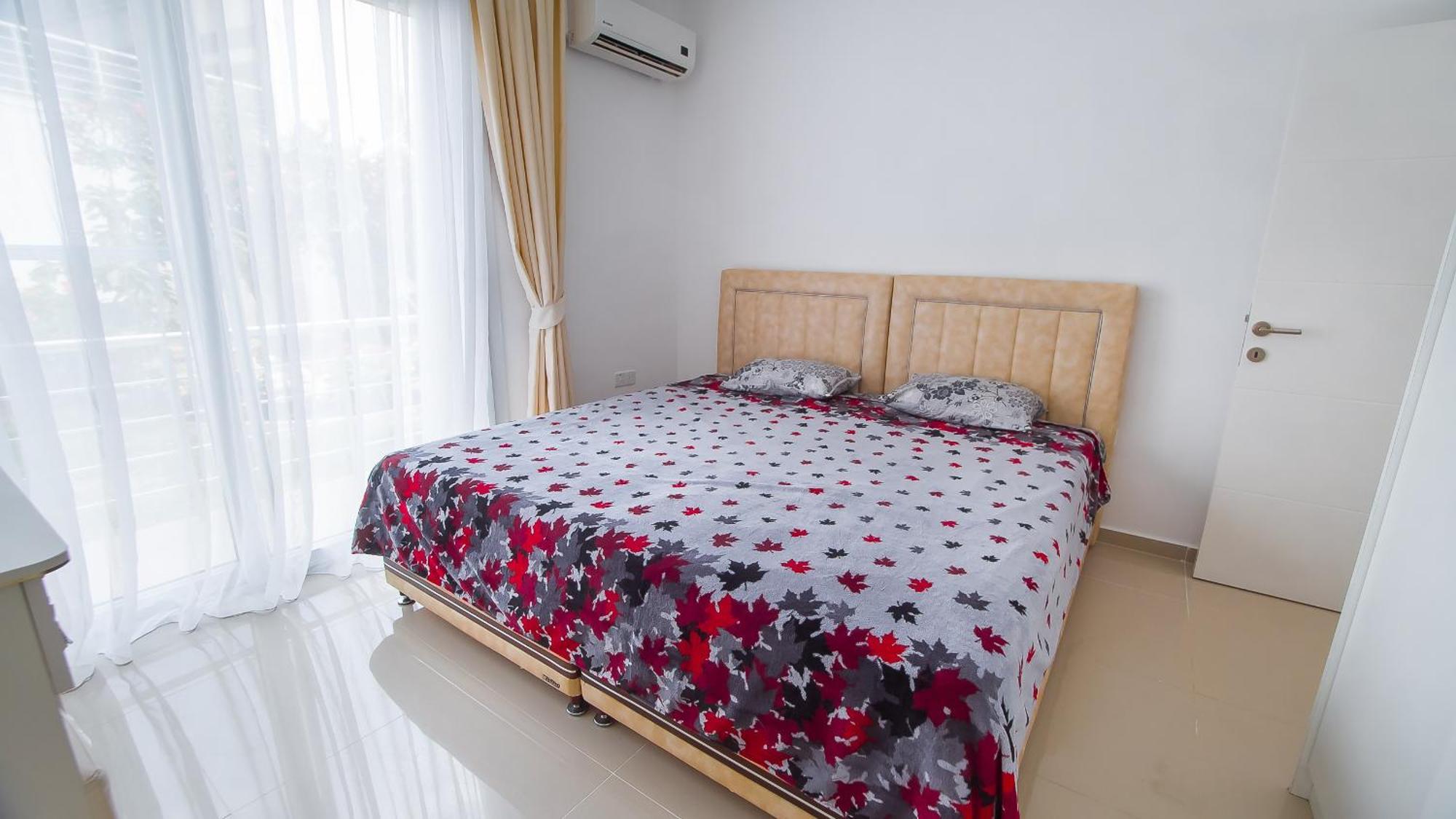 Caesar Apartment