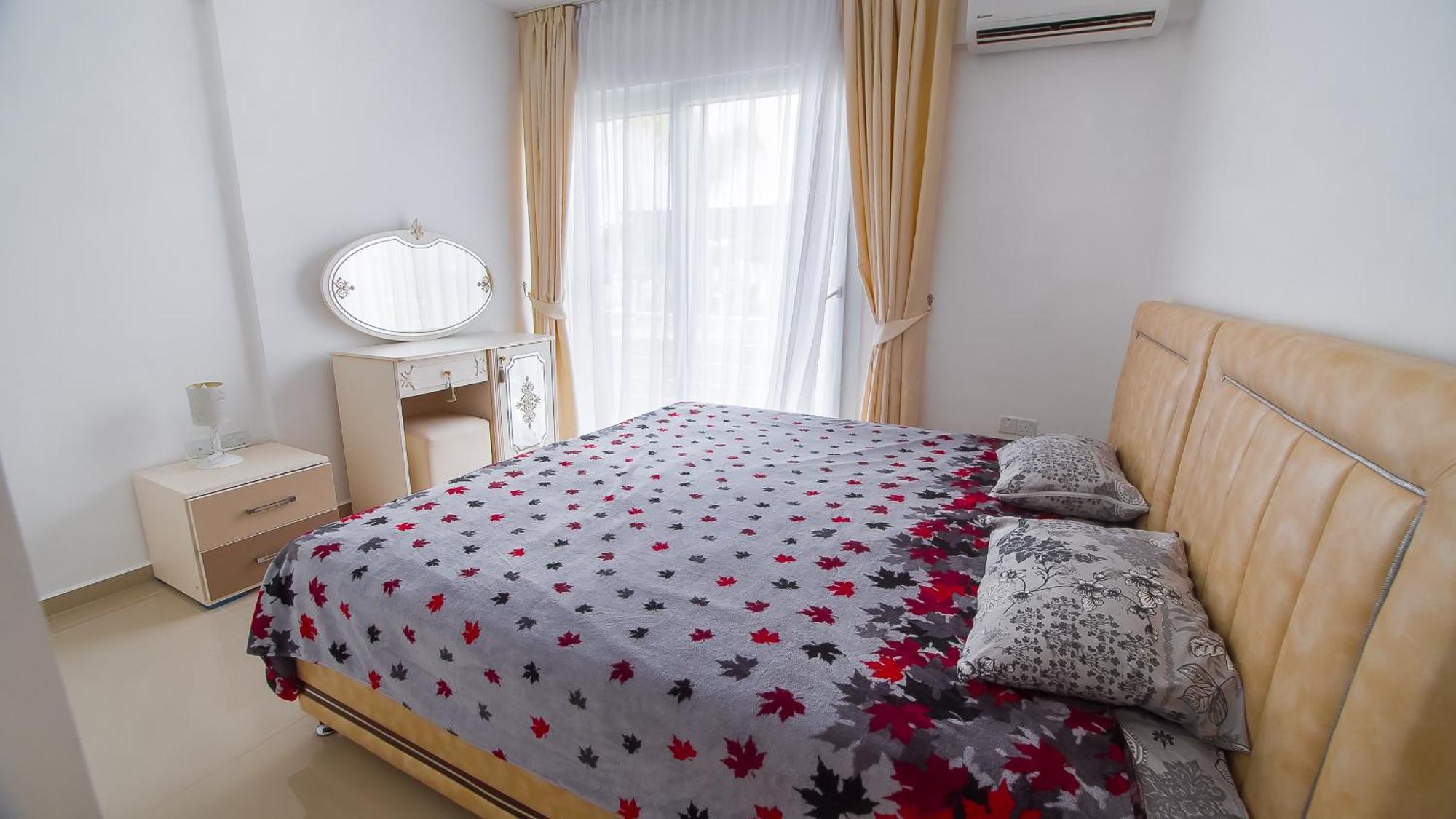 Caesar Apartment