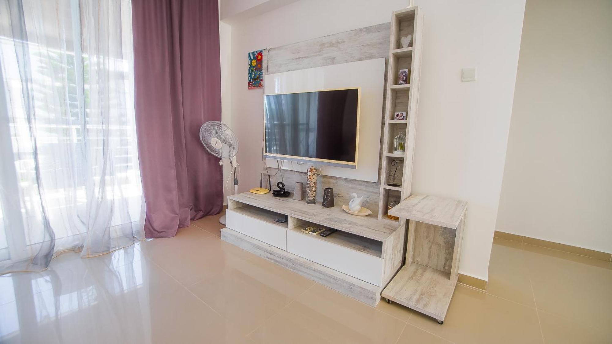 Caesar Apartment